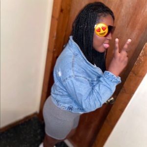 Meet your Posher, Janell